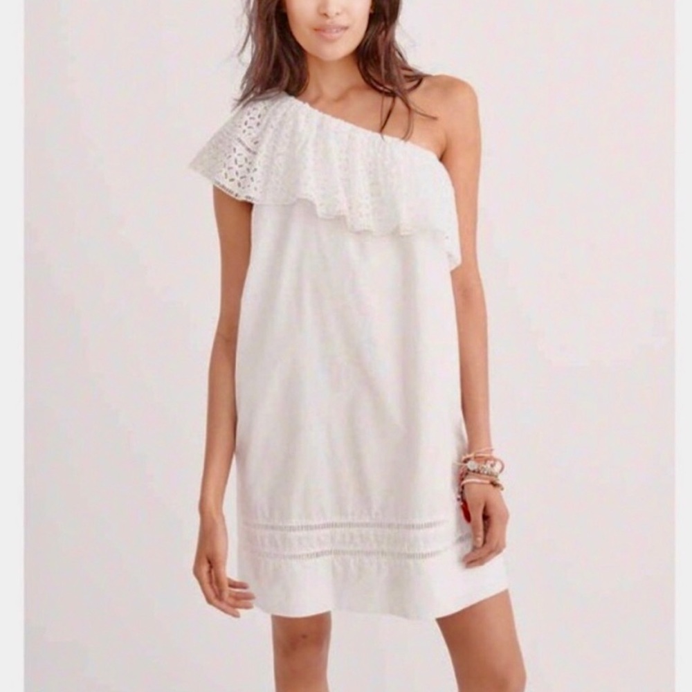Abercrombie one shoulder dress! Never worn